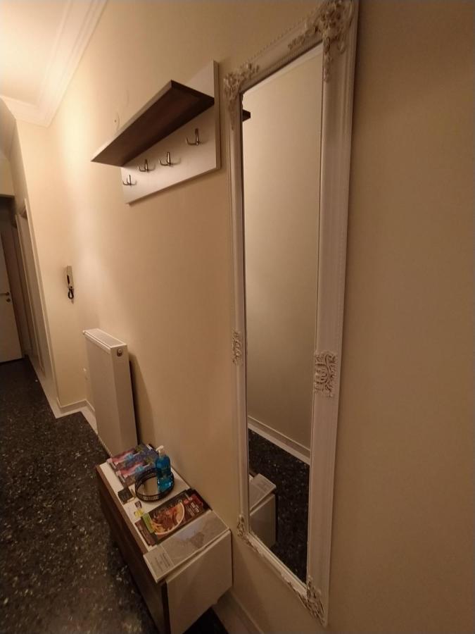 Apartment Cozy Three Bdrms At Five Filippou Str Thessaloniki