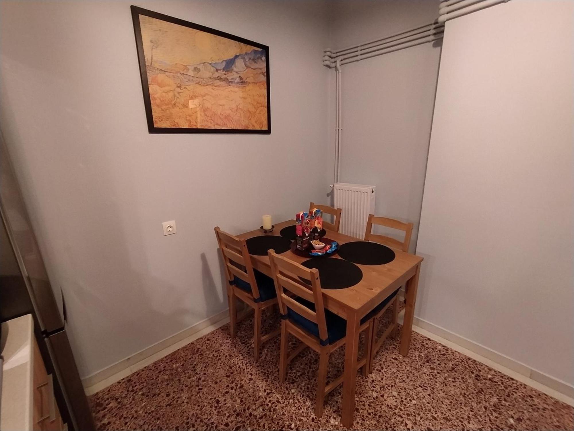 Cozy Three Bdrms At Five Filippou Str * Thessalonique