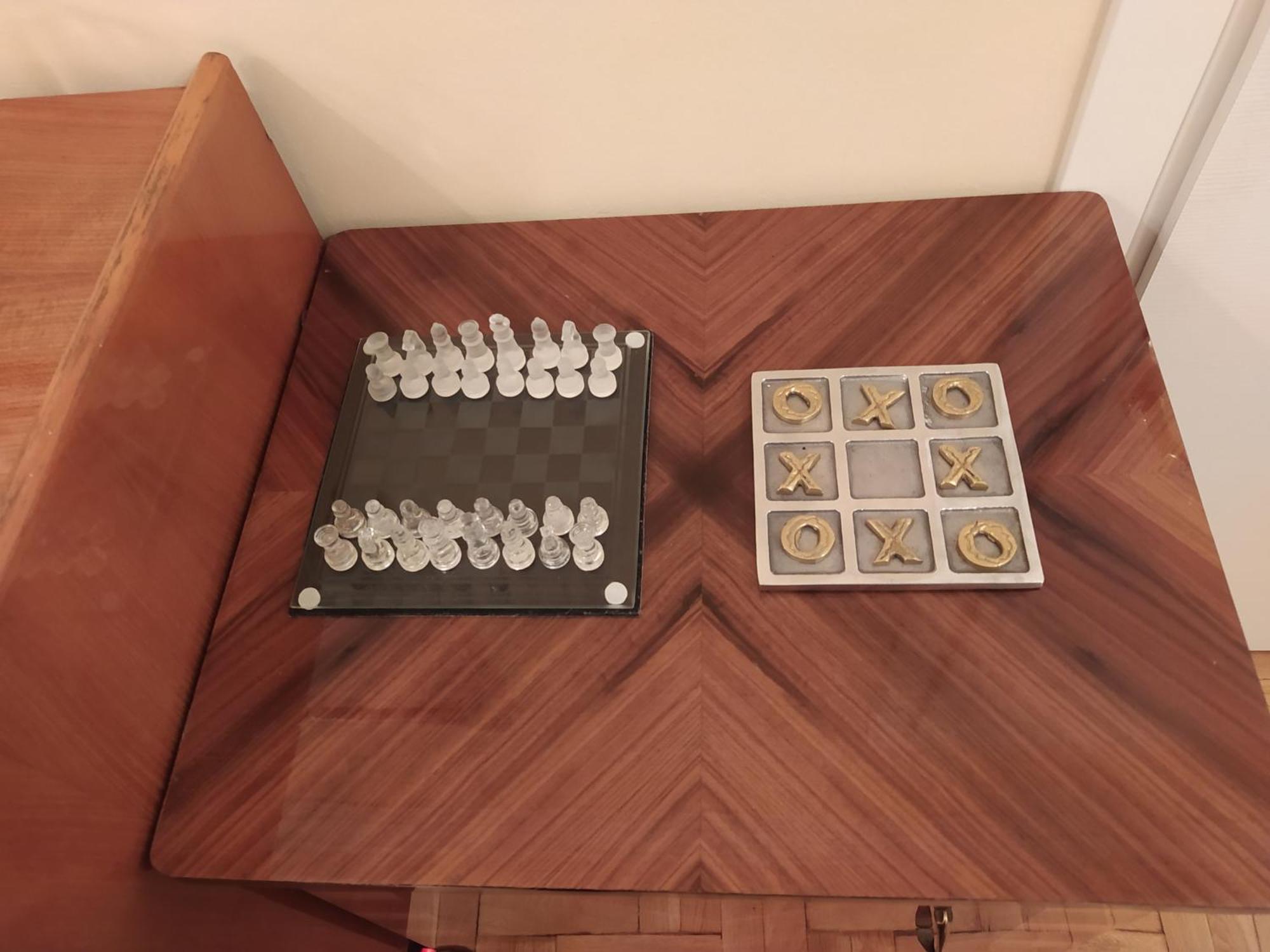 Cozy Three Bdrms At Five Filippou Str Appartement *